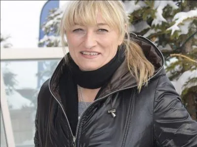 François a toujours manifesté un vif intérêt pour la jeunesse. J'étais jeune journaliste, et François se sentait seul. Me reconnaissez-vous ?