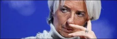 Christine Lagarde a pr�sent� un projet de loi sur le cr�dit � la consommation. Les publicit�s devront afficher la mention: