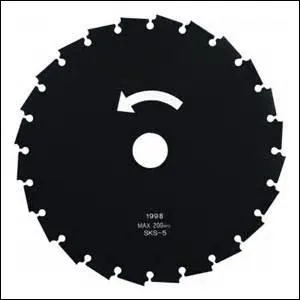 Tu procèdes à des travaux de débroussaillage dans tes sous-bois. Tu as donc trouvé à louer un :