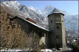 Saint-Julien-Mont-Denis est une commune Savoyarde située en région ...