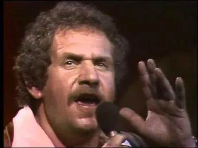 "Un Été De Porcelaine" continuer les paroles du refrain après "I have never forgotten " ......