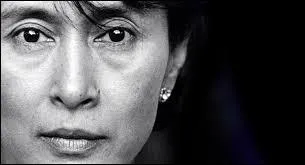 Figure emblématique de la lutte pour la démocratie dans son pays, la Birmanie, qui est-elle ?