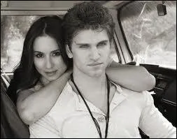 Dans la saison 3, comment retrouve-t-on Spencer et Toby ?