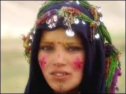 Dans quelle partie de l'Atlas se déroule le célèbre moussem des fiancés d'Imilchil ?