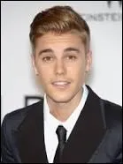 Quel est le surnom de Justin Bieber dans son portable ?