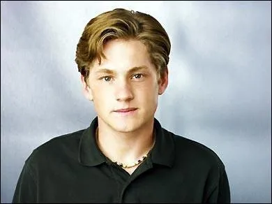 Je suis le fils de Mary-Alice. Qui suis-je?