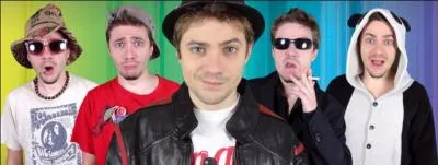 Comment le présentateur a t-il choisit les caractère des "personnages" de l'émission ?