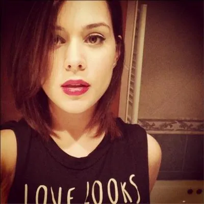 Quel instrument pratique-t-elle le mieux ?