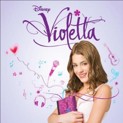 Comment s'appelle celle qui joue Violetta ?