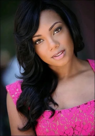 Je suis la fille adpotive de Camille Saroyan :