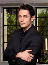 Qui est ce jeune homme braquant les maisons de Beverly Hills ?