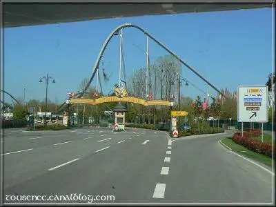 A combien de temps se trouve Europa Park de Strasbourg ?