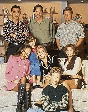 Quel personnage n'est pas sur la photo ?