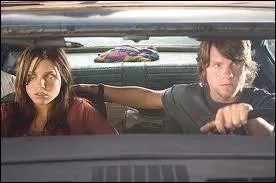 Où s'arrêtent Jim et Grace pour emmener le psychopathe ?