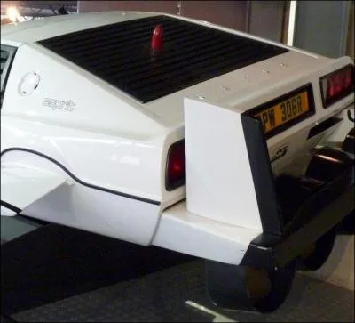 Si vous ne faites pas un bon score, à la fin de ce quiz, inutile de nous sortir une « joliveté » ! Mais vous savez, bien sûr, que c'est...