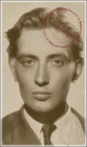 Royaliste et maurrassien, vichyste, ses idées sont reprises par le maréchal. Il devient résistant et gaulliste en 1944. Gauchiste en 68, puis maoïste, il finira mystique chrétien. Ce Clavel avait un prénom : lequel ?