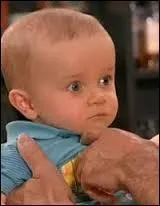 Quel est le premier bébé de Plus belle la vie ?