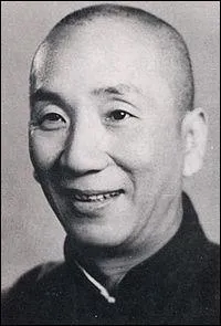Yip Man est un maître de wing chun :