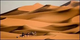 Mon 1er est une maison de jeu à mauvaise réputation... Mon 2nd est un célèbre général sudiste... Et mon tout est la capitale...