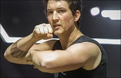 Comment s'appelle-t-il ? De quelle faction vient-il ?