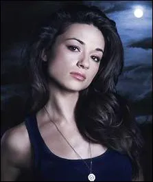 C'est qui cette belle fille ?