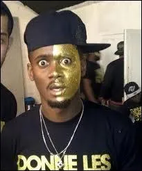 Où habite-t-il actuellement (juillet 2014) ?