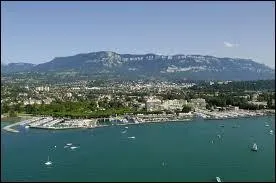 Le festival "Musilac" a lieu dans une ville thermale, dont le nom romain était Aquae.