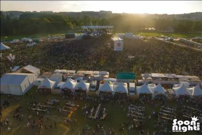 Il se déroule sur l'hippodrome de Longchamp et est un des moyens de récolter des fonds pour la lutte contre le sida, comment s'appelle-t-il ?