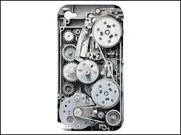 Quel personnage est mécanique ?