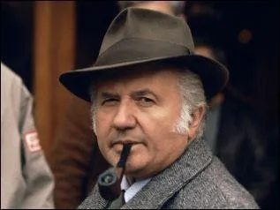 Le commissaire Maigret a été créé par un écrivain :