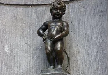 « L'union fait la force » est la devise nationale des :