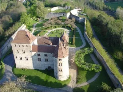 Dans quel département irons-nous pour voir le château de Septème?