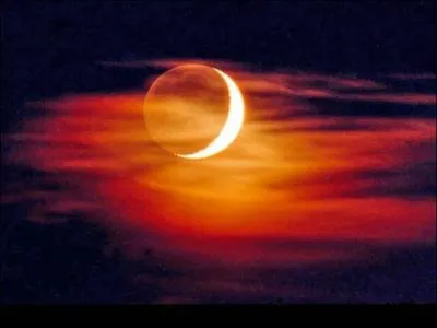 À quelle saison peut-on voir la face cachée de la Lune avec une simple paire de jumelles ?