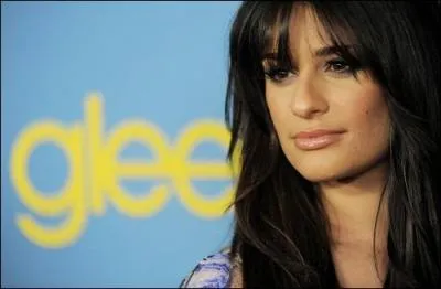 Au côté de qui a-t-elle tourné des scènes dans Happy New Year ?