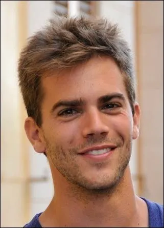 Vaquero joue le rôle d'un professeur. Quelle est sa discipline ?