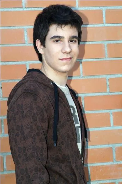 Lequel de ces personnages est gay dans la série ?