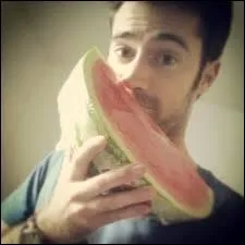 Comment s'appelle ce YouTubeur ? (chaîne : Commentpecho)