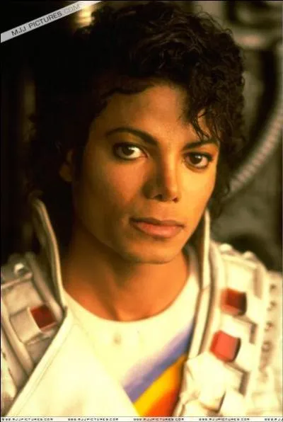 En quelle année Michael a-t-il sorti Captain Eo ?