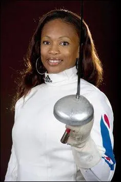 Je suis une escrimeuse française. Qui suis-je ?