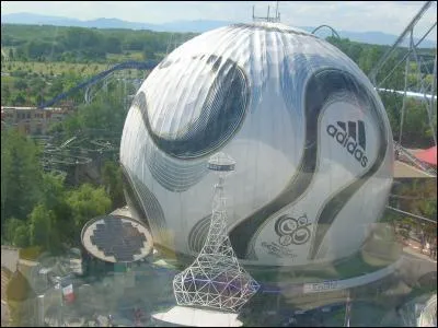 Dans quelle condition d'clairage le parcours de l'Eurosat se fait-il ?