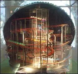 Dans quelle matière la structure de l'Eurosat est-elle faite ?