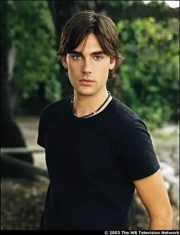 Par qui le personnage de Chris a-t-il t interprt ?