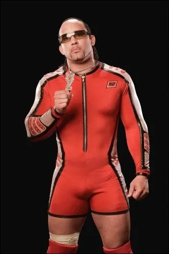 Comment s'appelle ce catcheur?