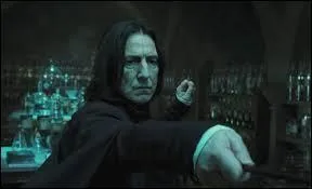 Quel est le patronus de Severus Rogue ?