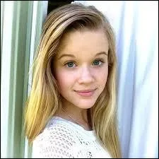 Comment s'appelle la fille de Reese Witherspoon ?