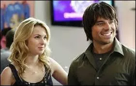 Amanda va sortir avec Nate.