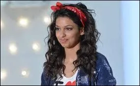 Quel ge avait-elle quand elle a appris le piano ?