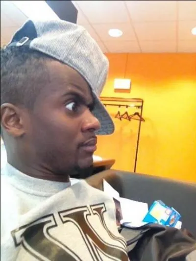 De quelle musique vient cette punch ? "Aujourd'hui, ça tape la C avant d'savoir faire ses lacets"