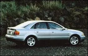 Connaissez-vous le nom de cette voiture ?