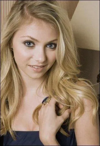 Avec qui Jenny va-t-elle descendre les escaliers au bal des débutants ?